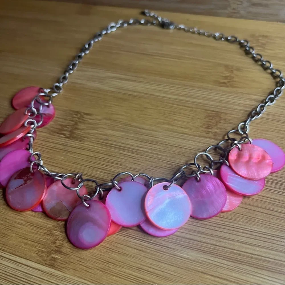 Boutique Elegant Pink Shell Necklace